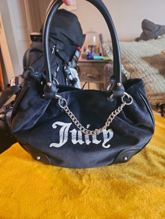 Juicy Couture Handbags - Black juicy couture hobo bag with chain new
